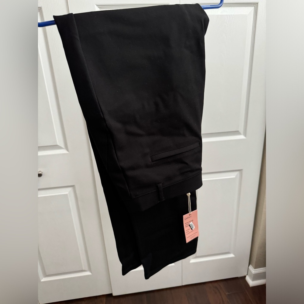 Beautiful NWT Quince black pull on pants.  Size xl and 32 inch inseam. Gorgeous!